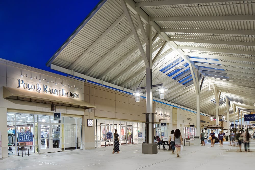 Chicago Premium Outlets, Aurora