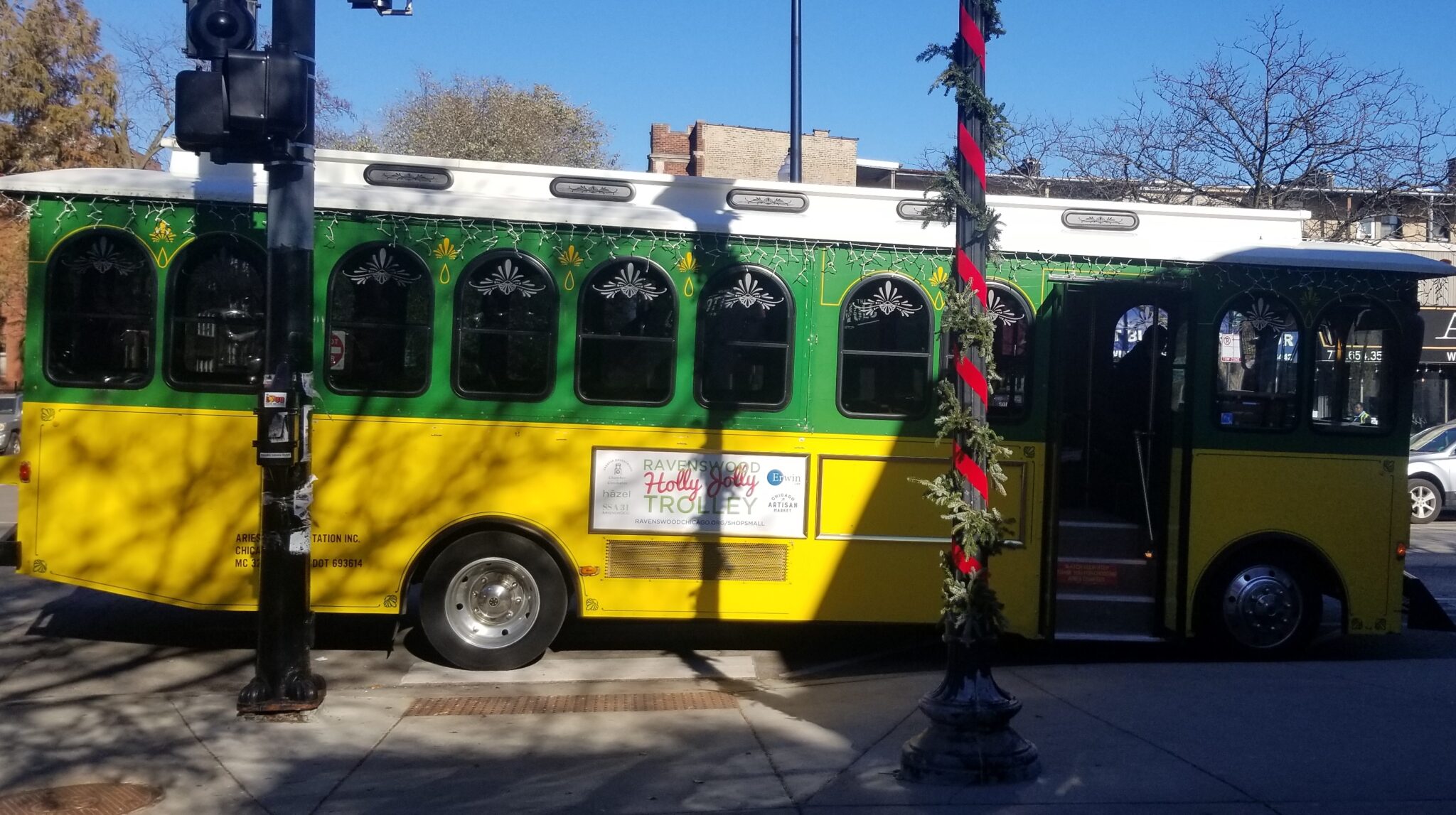 a holiday trolley in the streets of the Ravenswood neighborhood in Chicago