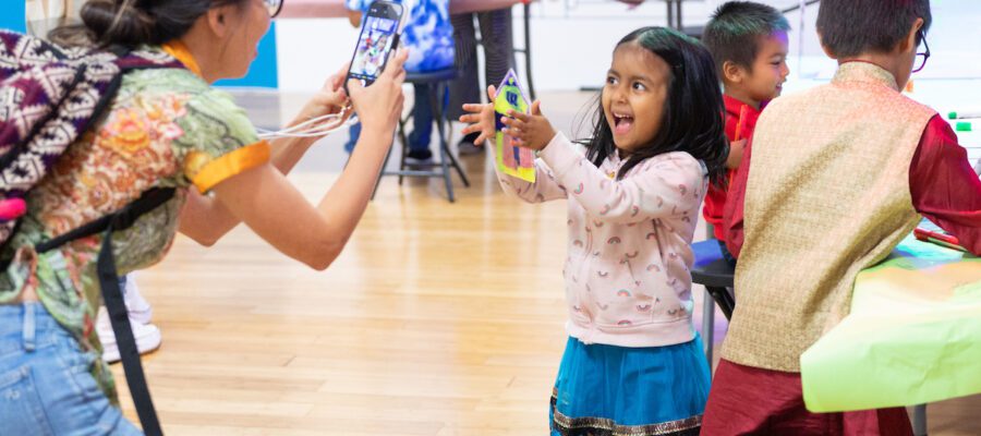 Open House at the Chicago Cultural Center with children enjoying a performance